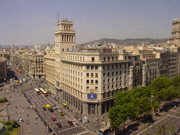 Rehabilitació de l’antic edifici Banesto per la construcció de 46 habitatges a la Plaça Catalunya de Barcelona 